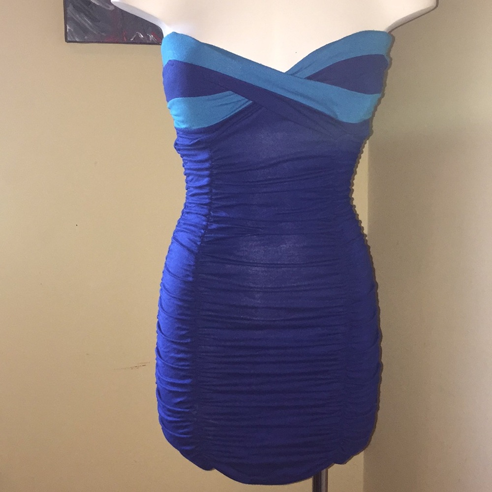 Blue strapless dress